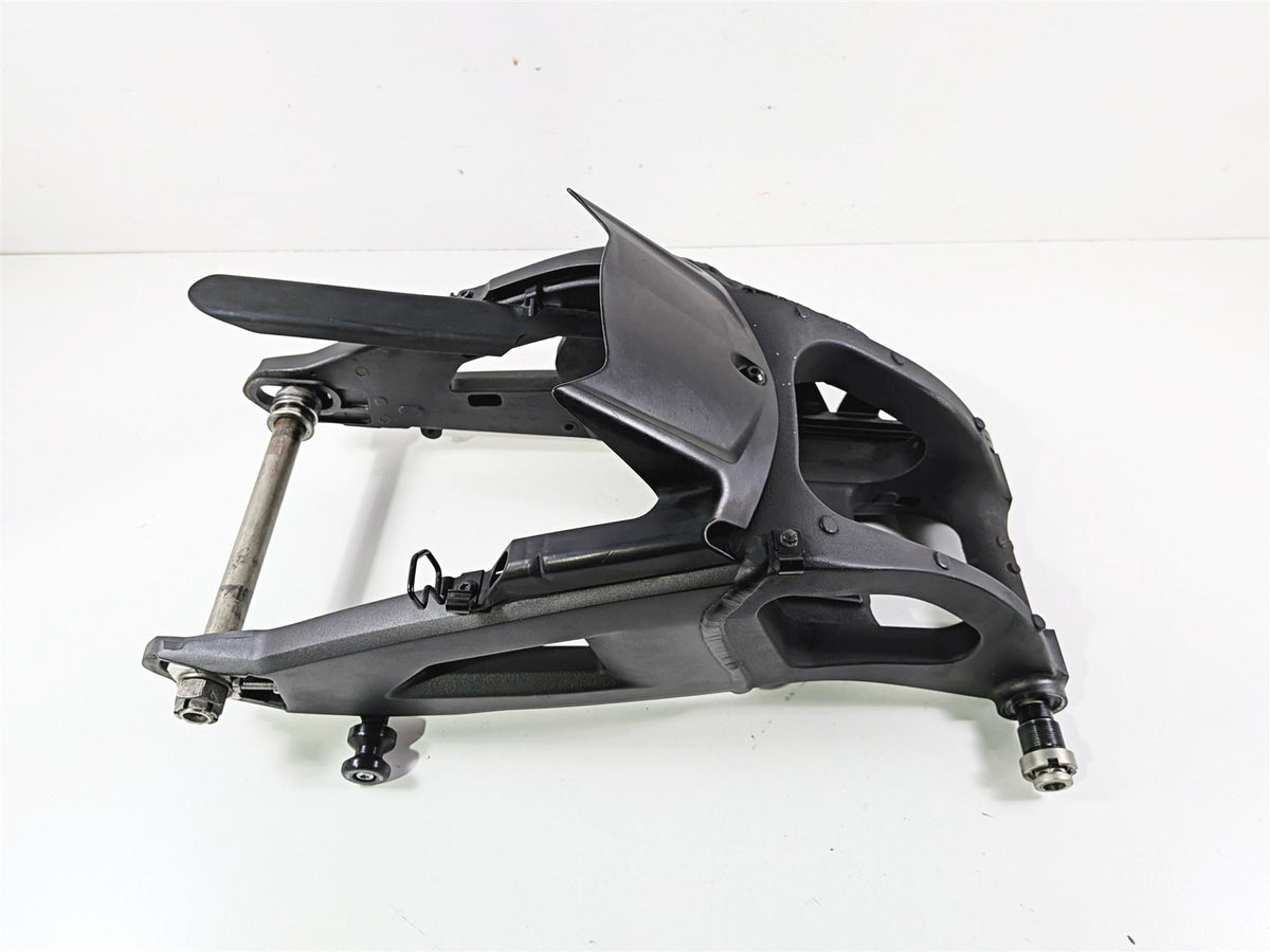 2022 Kawasaki ZX10R ZX1000 Ninja Rear Swingarm Swing Arm 33001-0724 {{ shop.shopifyCountryName }} - Mototech271