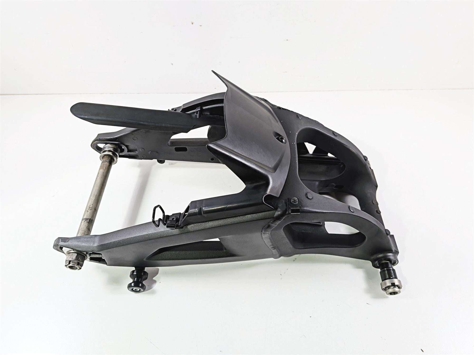 2022 Kawasaki ZX10R ZX1000 Ninja Rear Swingarm Swing Arm 33001-0724 {{ shop.shopifyCountryName }} - Mototech271