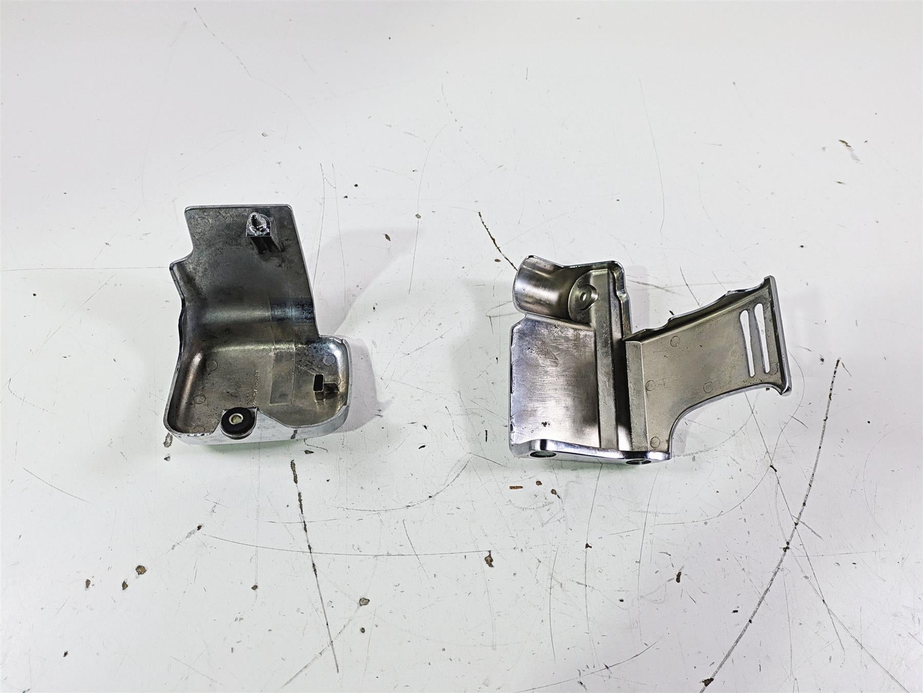2002 Honda GL1500 CD Valkyrie Deluxe Alternator Generator Cover 21333-MZ0-A00 {{ shop.shopifyCountryName }} - Mototech271