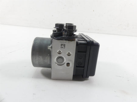 2022 Indian FTR1200 S Abs Brake Pump Pressure Module Unit 2209771 {{ shop.shopifyCountryName }} - Mototech271
