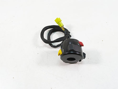 2016 Suzuki M109R VZR1800 Left Hand Turn Signal Control Switch 37400-48GB0 {{ shop.shopifyCountryName }} - Mototech271