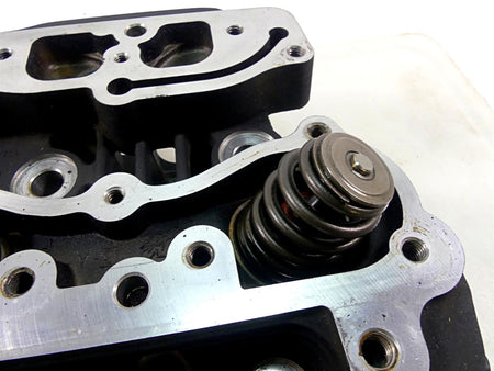 2007 Harley Touring FLHRC Road King Front Cylinder Head Cylinderhead 96 17178-06 {{ shop.shopifyCountryName }} - Mototech271