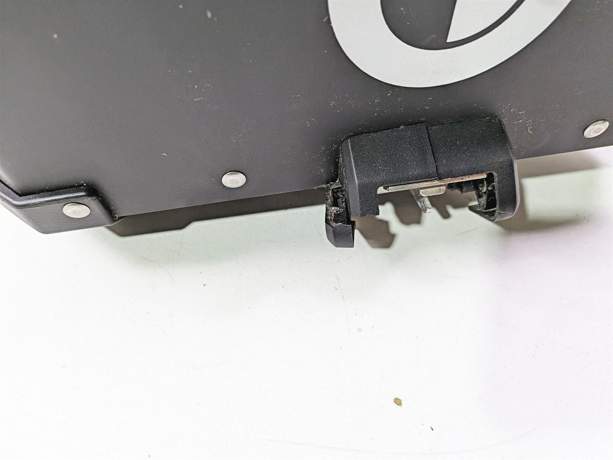 2021 BMW R1250GS K51 Adv Rear Top Case Trunk Bag - Damaged 77432472170 {{ shop.shopifyCountryName }} - Mototech271