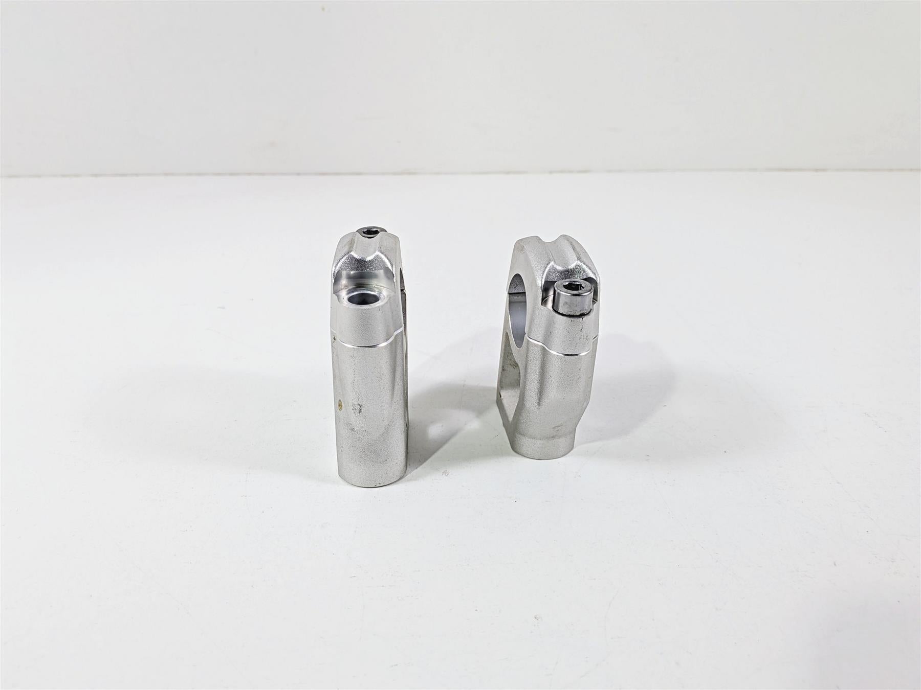 2022 Triumph Tiger 900 GT Pro Handlebar Riser Holder Clamp Set T2040813 {{ shop.shopifyCountryName }} - Mototech271