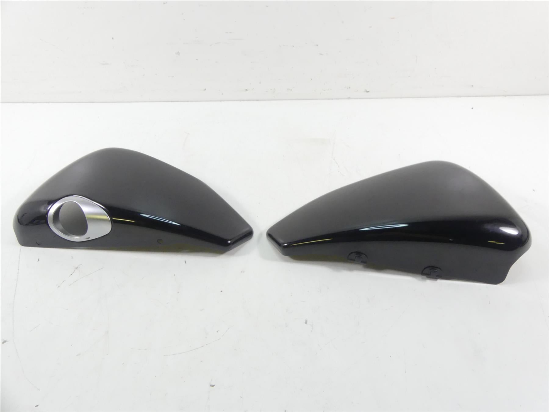 2019 Harley XL883 N Sportster Iron Left Right Side Covers 57200091DH 57200092BYM {{ shop.shopifyCountryName }} - Mototech271