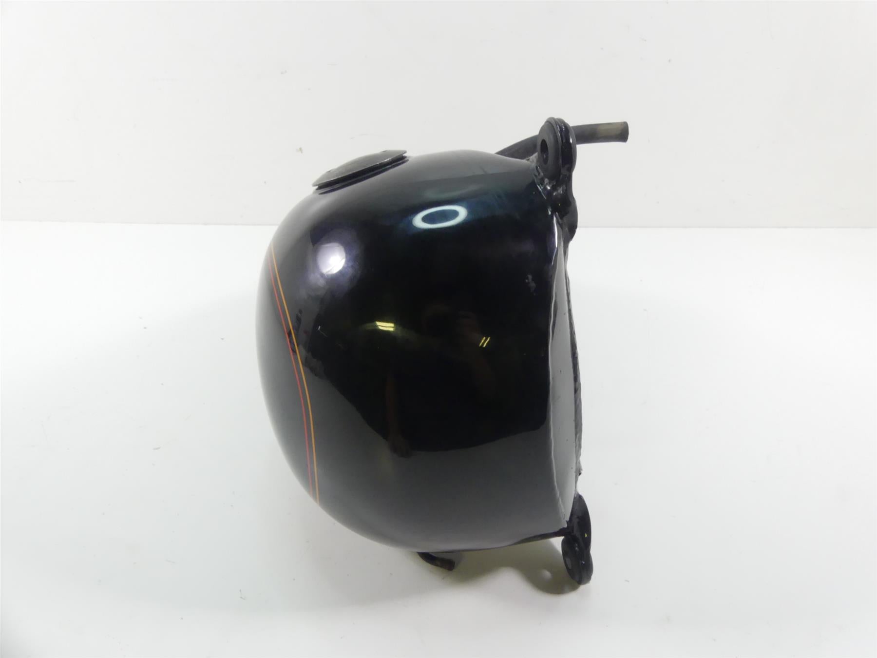 1993 Harley FXSTS Softail Springer Right Side 3.5G Fuel Gas Petrol Tank 61290-97 {{ shop.shopifyCountryName }} - Mototech271