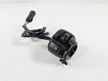 2011 Harley VRSCDX Night Rod Right Hand Start Stop Control Switch -Read 71684-06 {{ shop.shopifyCountryName }} - Mototech271