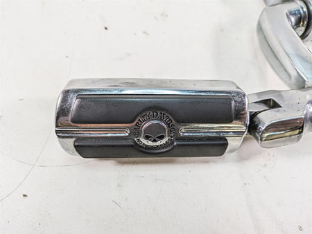2006 Harley Touring FLHTCUI Electra Glide Highway Footpeg Willi G Skull 50370-04 {{ shop.shopifyCountryName }} - Mototech271