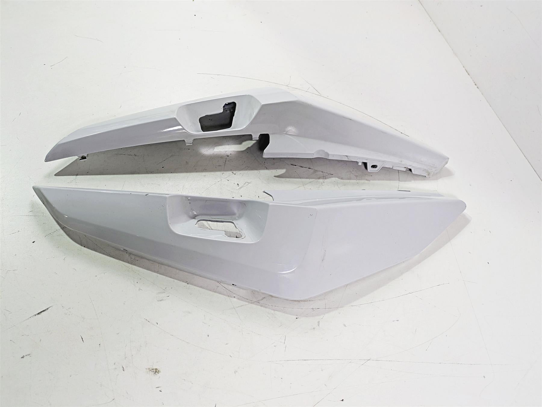 2015 BMW K1600 GT K48 Rear Tail Cover Fairing Set 46627709505 46627709506 {{ shop.shopifyCountryName }} - Mototech271