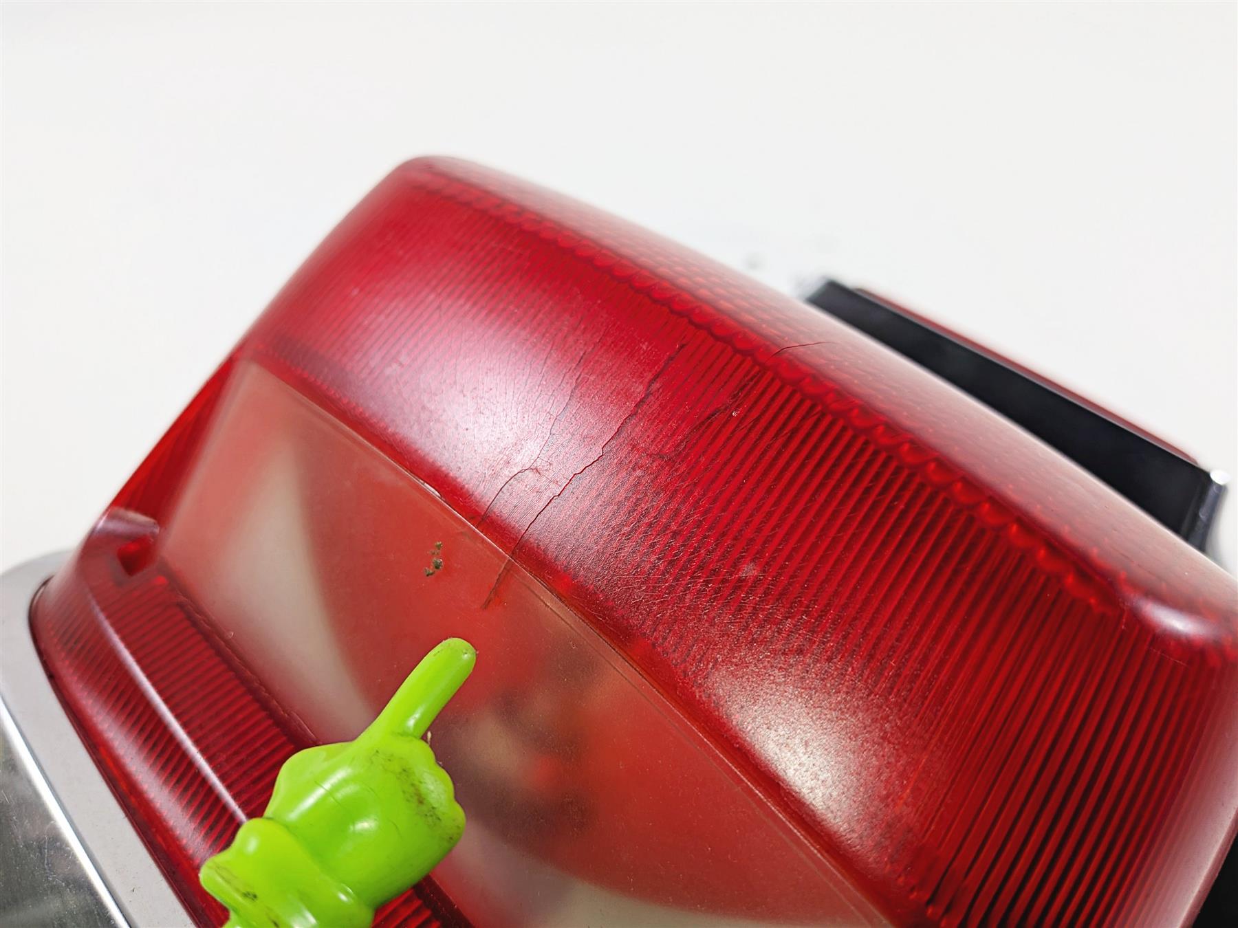 2006 Suzuki VL800 C50 Boulevard Taillight & Chrome Mount 35710-41F61 {{ shop.shopifyCountryName }} - Mototech271
