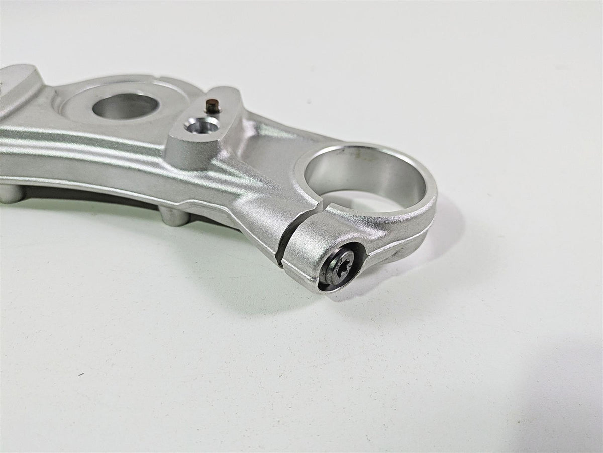 2022 BMW RnineT Pure K22 Upper Triple Tree Steering Clamp 31428558473 {{ shop.shopifyCountryName }} - Mototech271