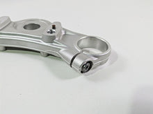 Load image into Gallery viewer, 2022 BMW RnineT Pure K22 Upper Triple Tree Steering Clamp 31428558473
