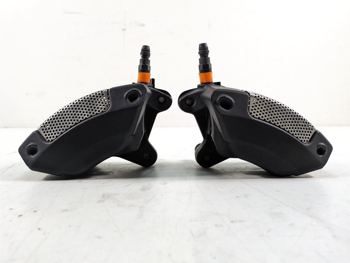 2014 Harley Touring FLHTK Electra Glide Brembo Front Brake Caliper Set 43027-08 {{ shop.shopifyCountryName }} - Mototech271