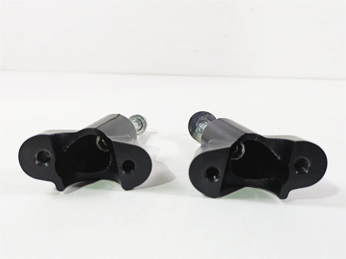 2022 Ducati Hypermotard 950 Lower Handlebar Riser Holder Set 360Z2681AA {{ shop.shopifyCountryName }} - Mototech271