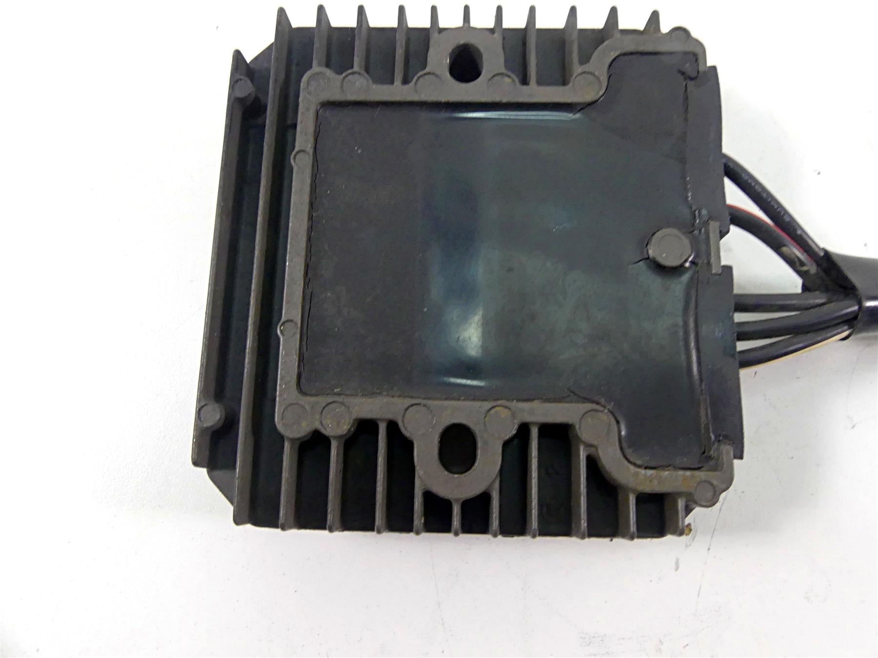 2008 Suzuki M109R VZR1800 Rectifier Voltage Regulator 32800-10G10 {{ shop.shopifyCountryName }} - Mototech271