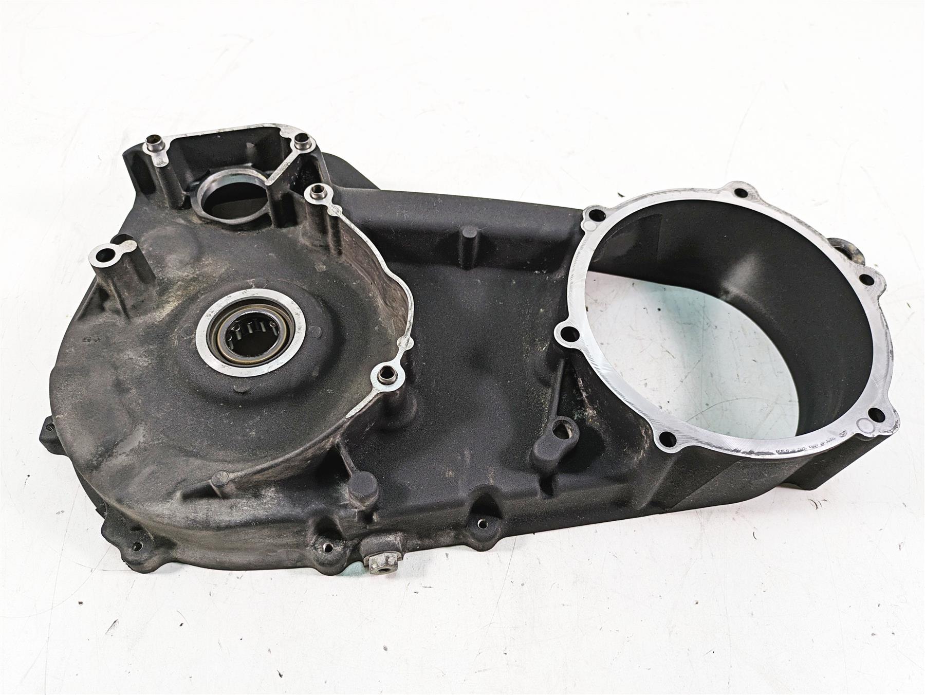 2013 Harley Touring FLHX Street Glide Inner Primary Clutch Cover -Read 60677-07A