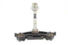 Load image into Gallery viewer, 2014 Harley Touring FLHTCU Electra Glide Lower Triple Tree Steering Yoke 45900091A
