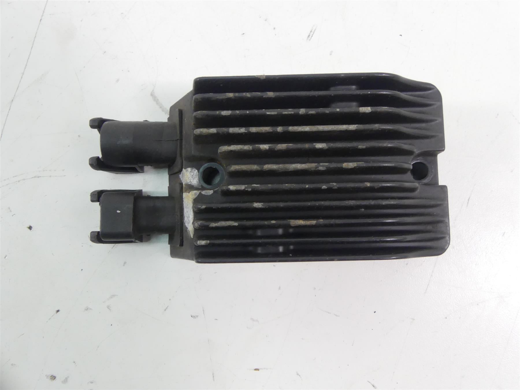 2014 Harley Sportster XL1200 C Rectifier Voltage Regulator 74700012 {{ shop.shopifyCountryName }} - Mototech271