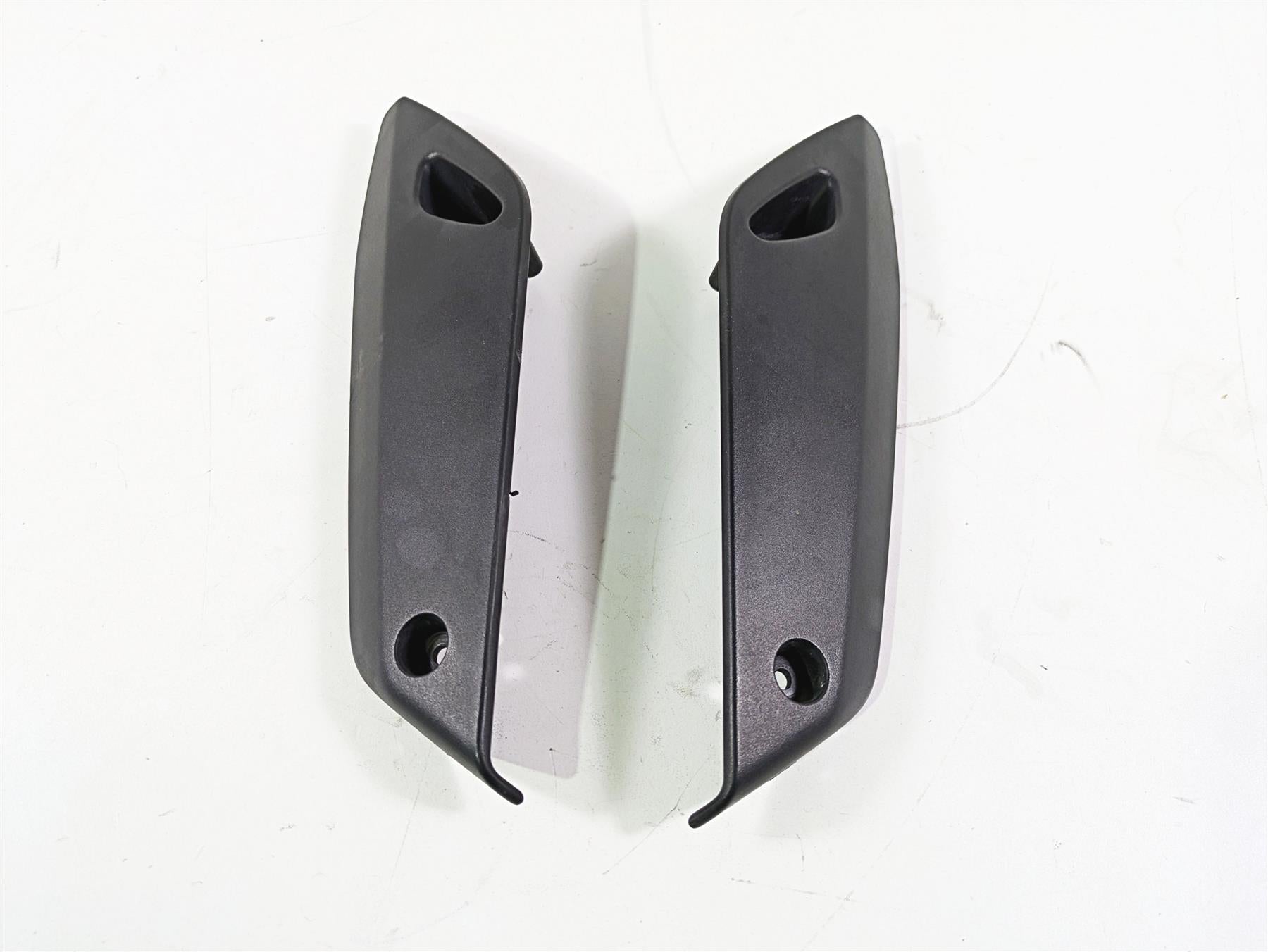 2012 BMW R1200R K27 Front Fender Wind Deflector Side Covers 46618520048 | Mototech271