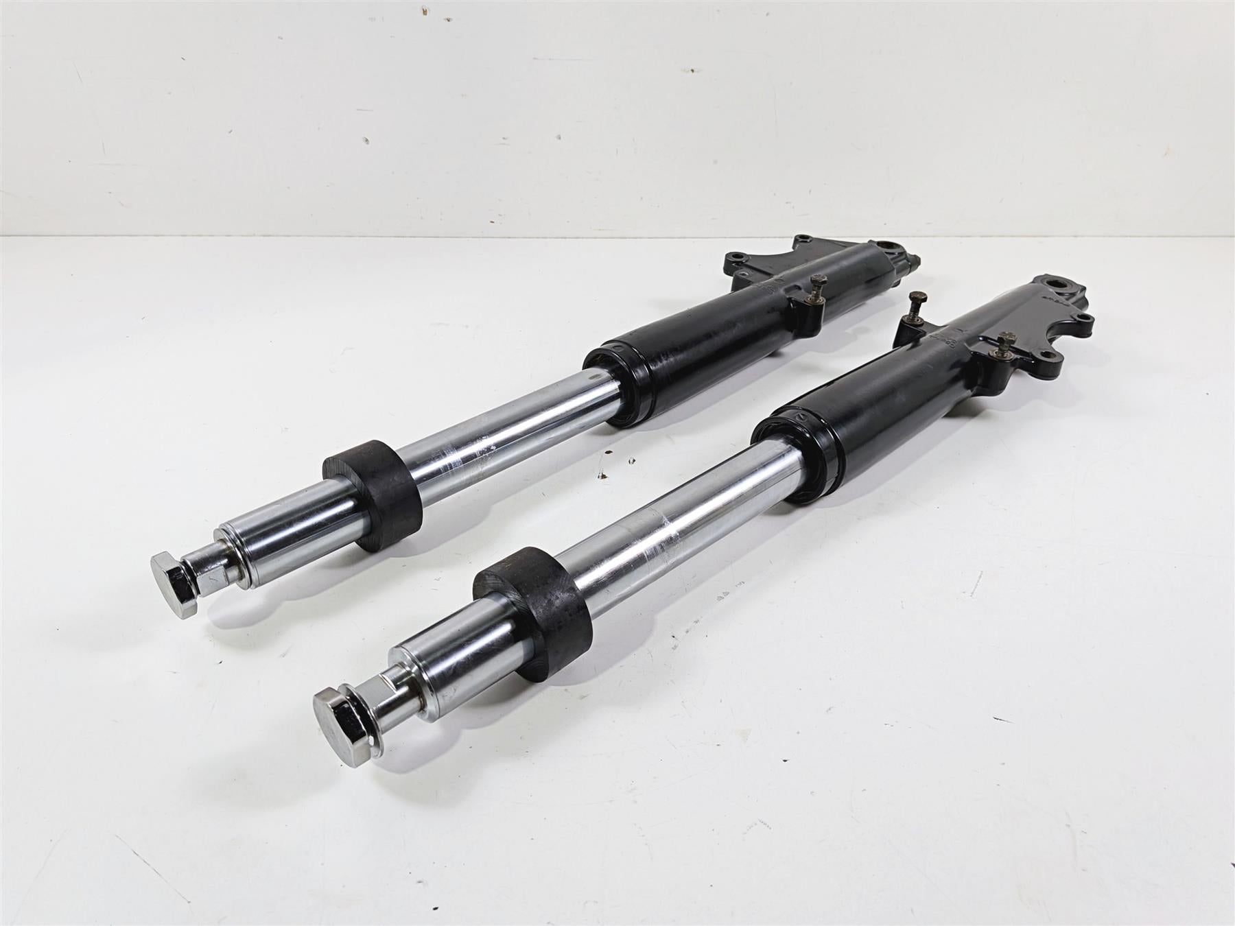 1990 Harley Touring FLHTC Electra Glide Front Fork Leg Set 45860-84 45870-84 {{ shop.shopifyCountryName }} - Mototech271