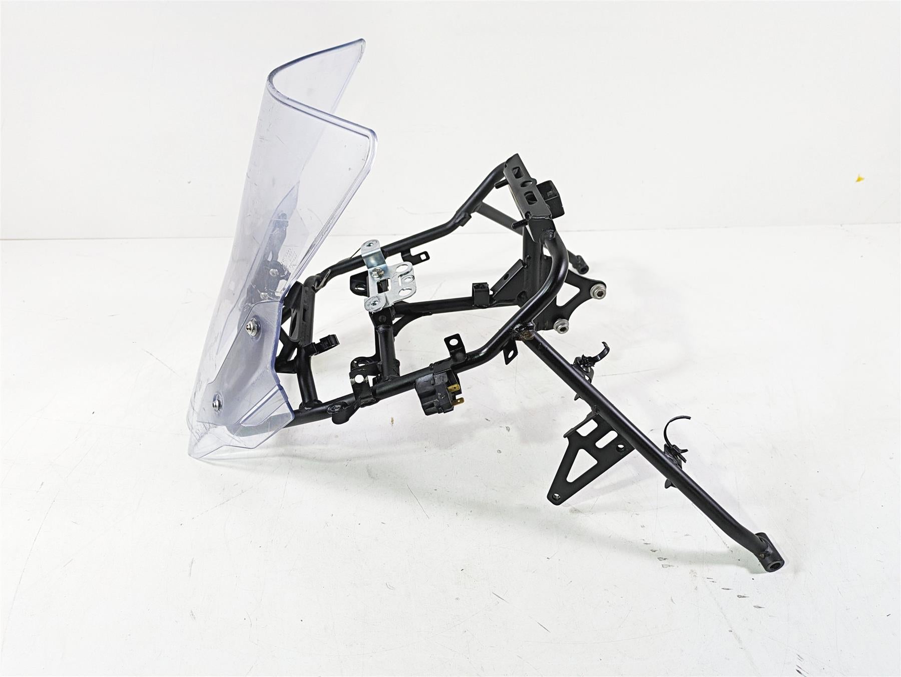 2023 Kawasaki KLR KL 650 Adventure Front Stay Carrier Holder & Screen 39137-0731 {{ shop.shopifyCountryName }} - Mototech271