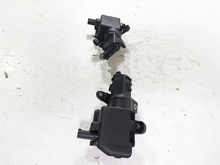 2022 BMW R1250 RT K052 Saddlebag Saddle Bag Lock Set 46547724037 {{ shop.shopifyCountryName }} - Mototech271