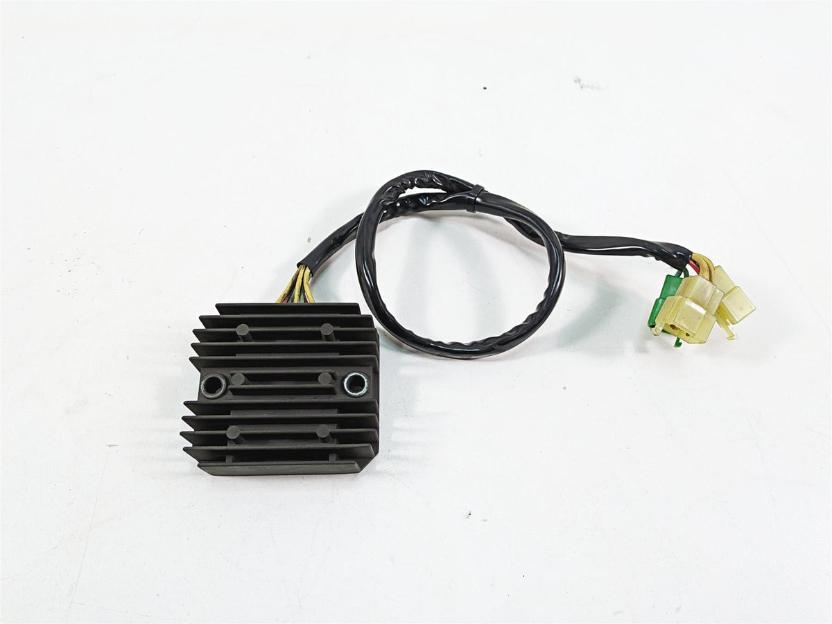 2006 Honda VT1100 C2 Shadow Rectifier Voltage Regulator 31600-MCK-A51 SH541KC {{ shop.shopifyCountryName }} - Mototech271