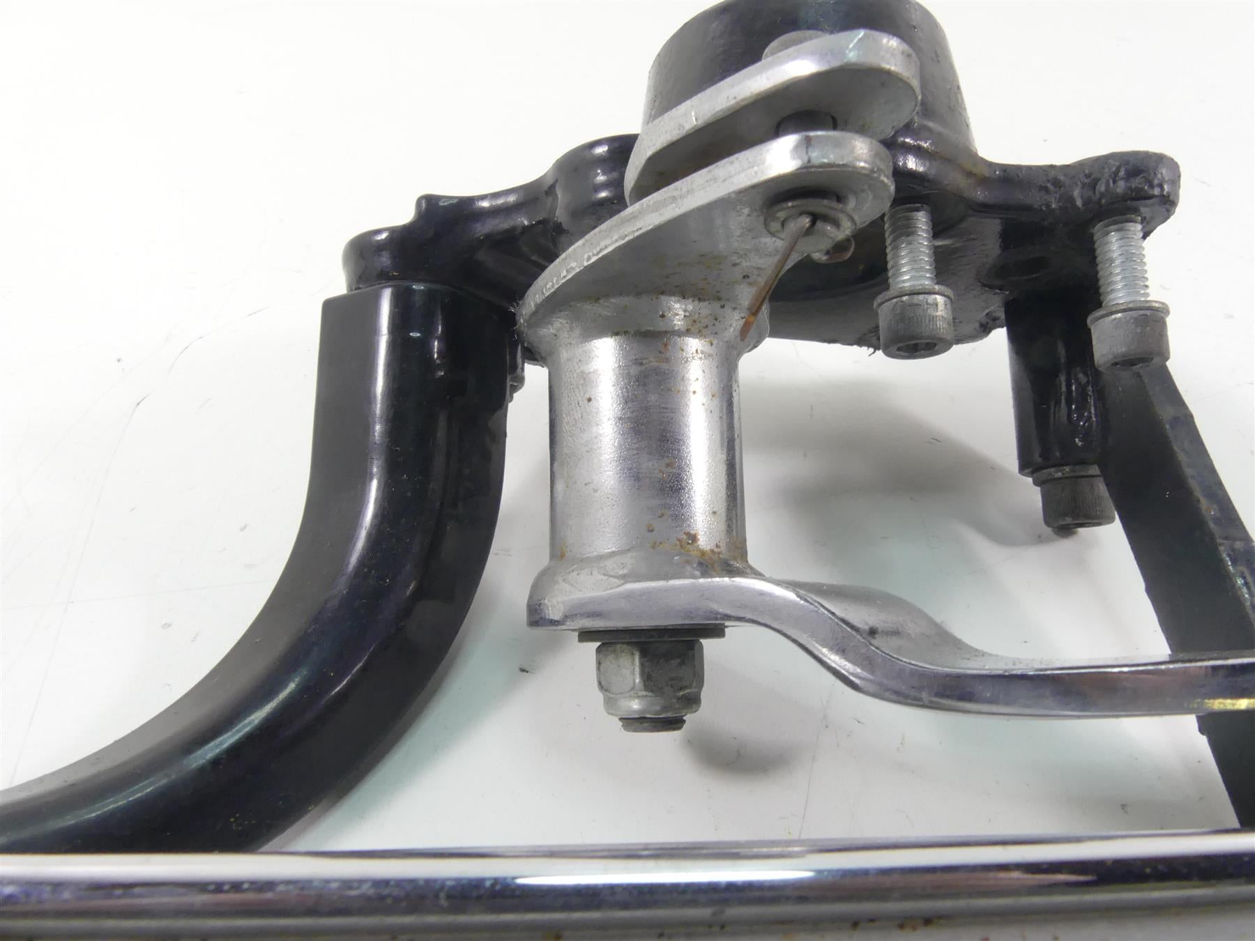 2013 Harley Touring FLHTP Electra Glide Right Front Floor Board Set 50518-09 {{ shop.shopifyCountryName }} - Mototech271