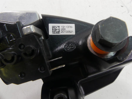 2011 Victory Vision Tour Front Brake Master Cylinder + Lever 1911378 1912685 {{ shop.shopifyCountryName }} - Mototech271
