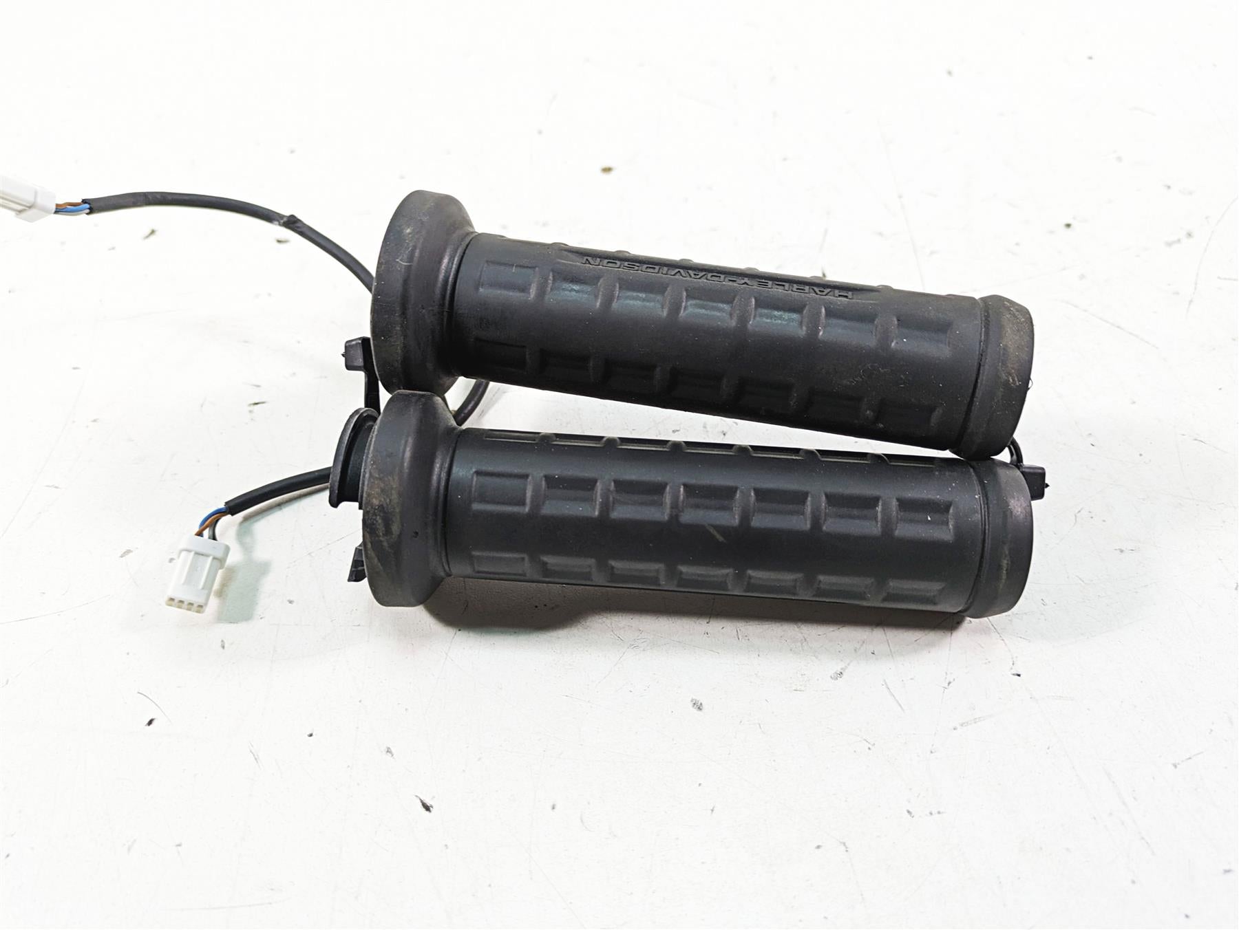 2022 Harley RA1250 S Pan America Left Right Heated Grip Set 56100376 56100377 {{ shop.shopifyCountryName }} - Mototech271