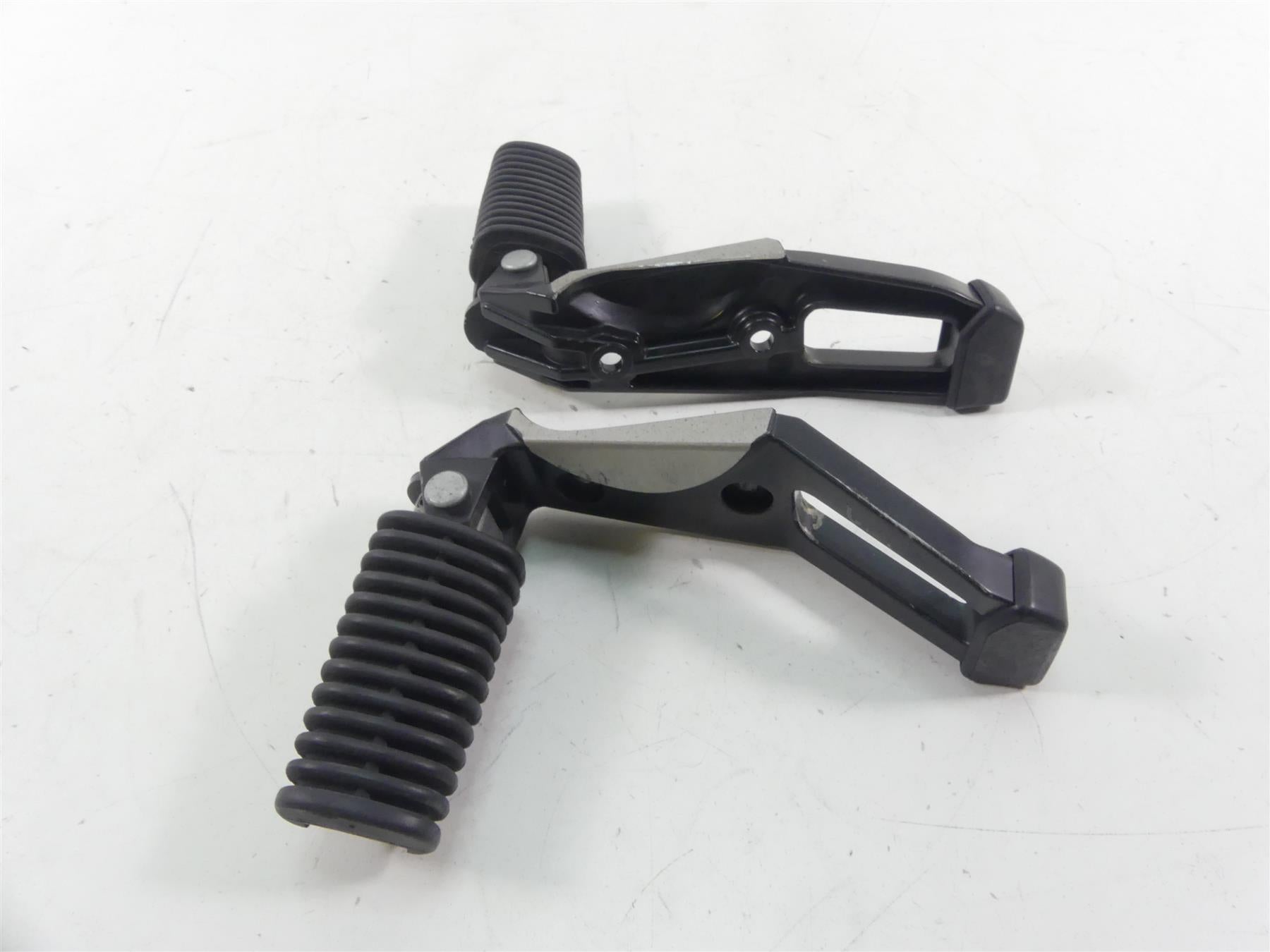 2001 BMW R1150 GS R21 Rear Passenger Pillion Footpeg Foot Peg Set 46712314761 {{ shop.shopifyCountryName }} - Mototech271