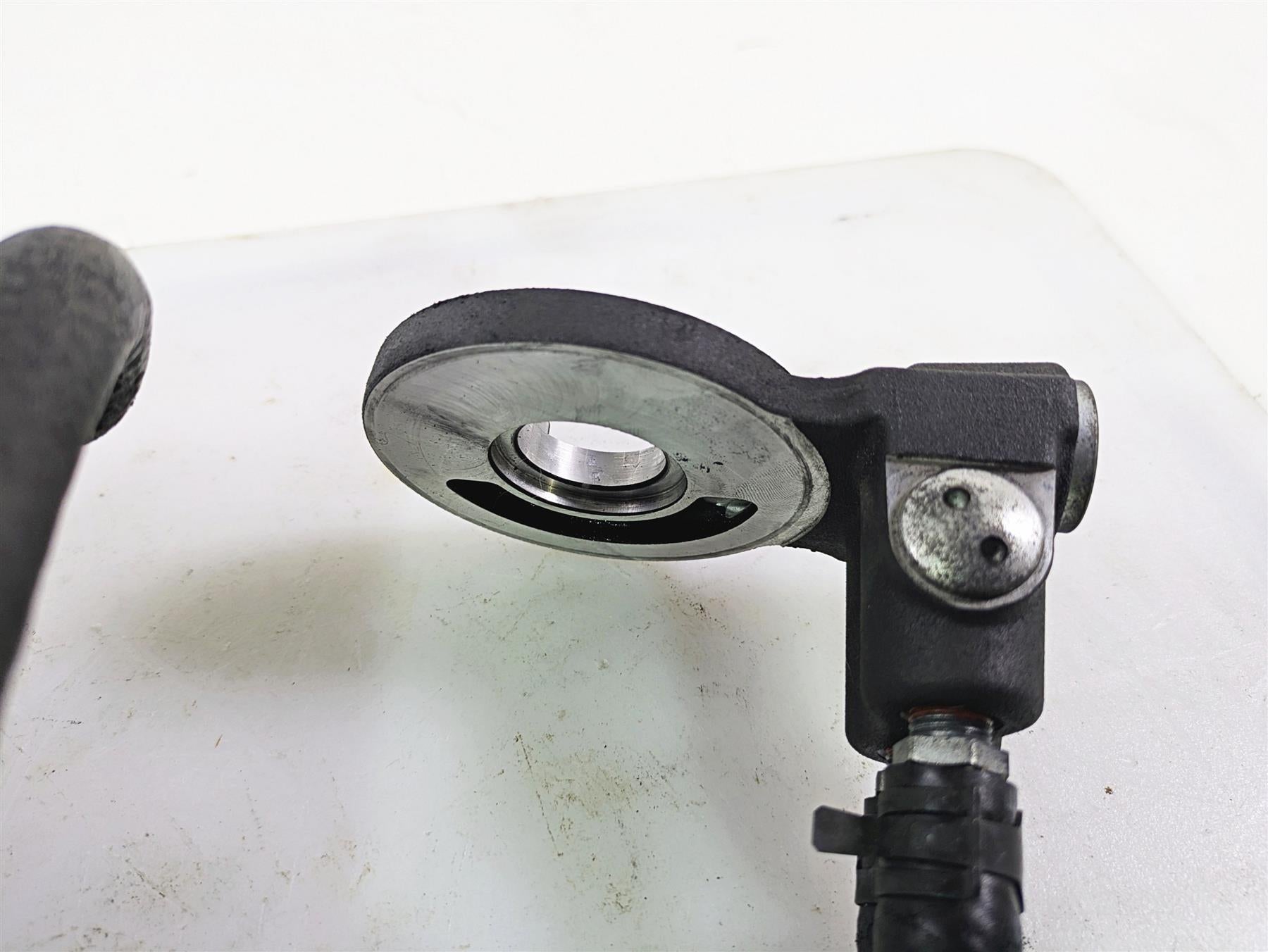 2016 Harley Touring FLHR Road King Oil Filter & Cover & Flange READ 63083-11A {{ shop.shopifyCountryName }} - Mototech271