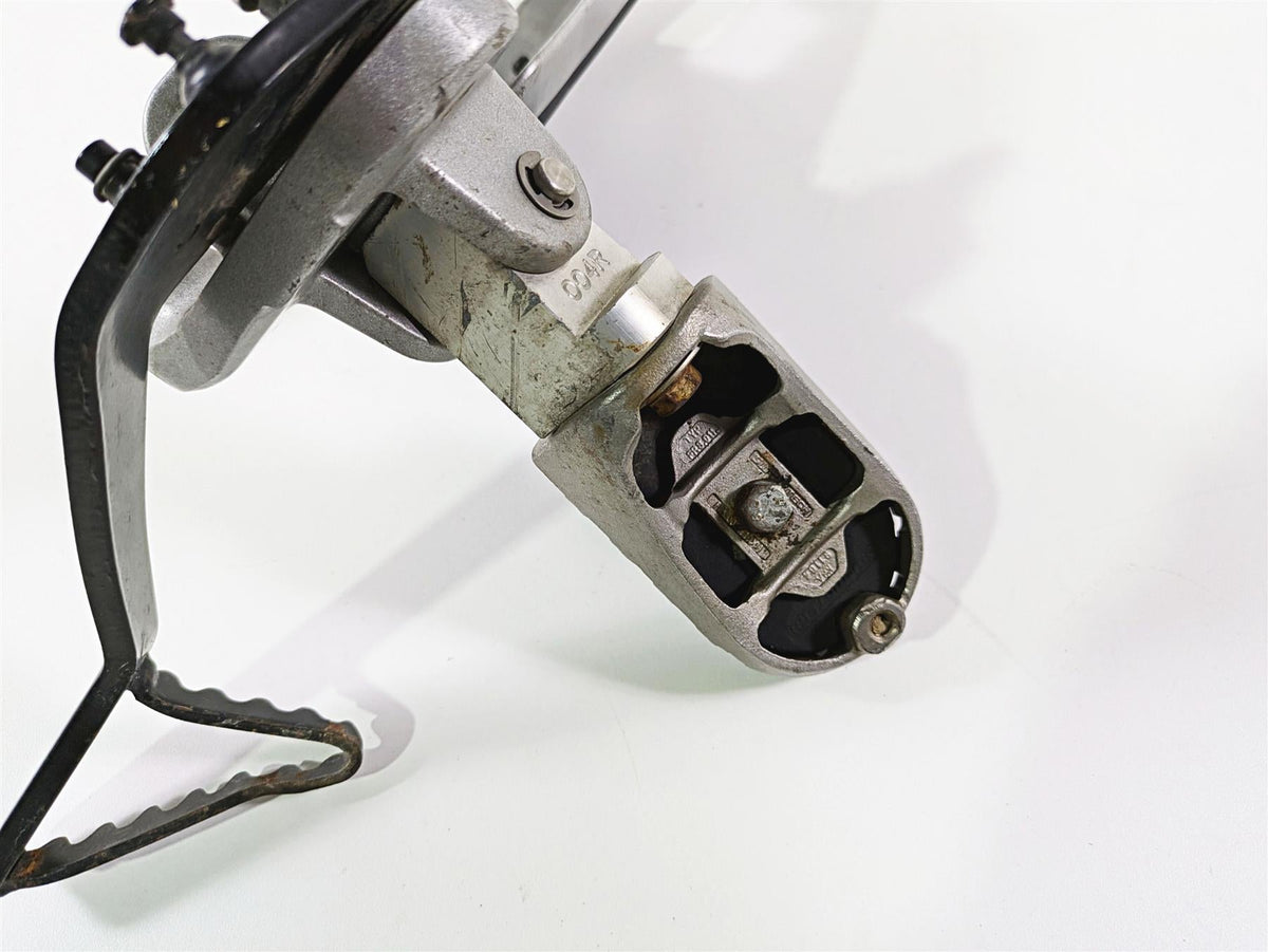 2015 Triumph Tiger Explorer XC Right Front Footpeg & Brake Pedal - Read T2080788 {{ shop.shopifyCountryName }} - Mototech271