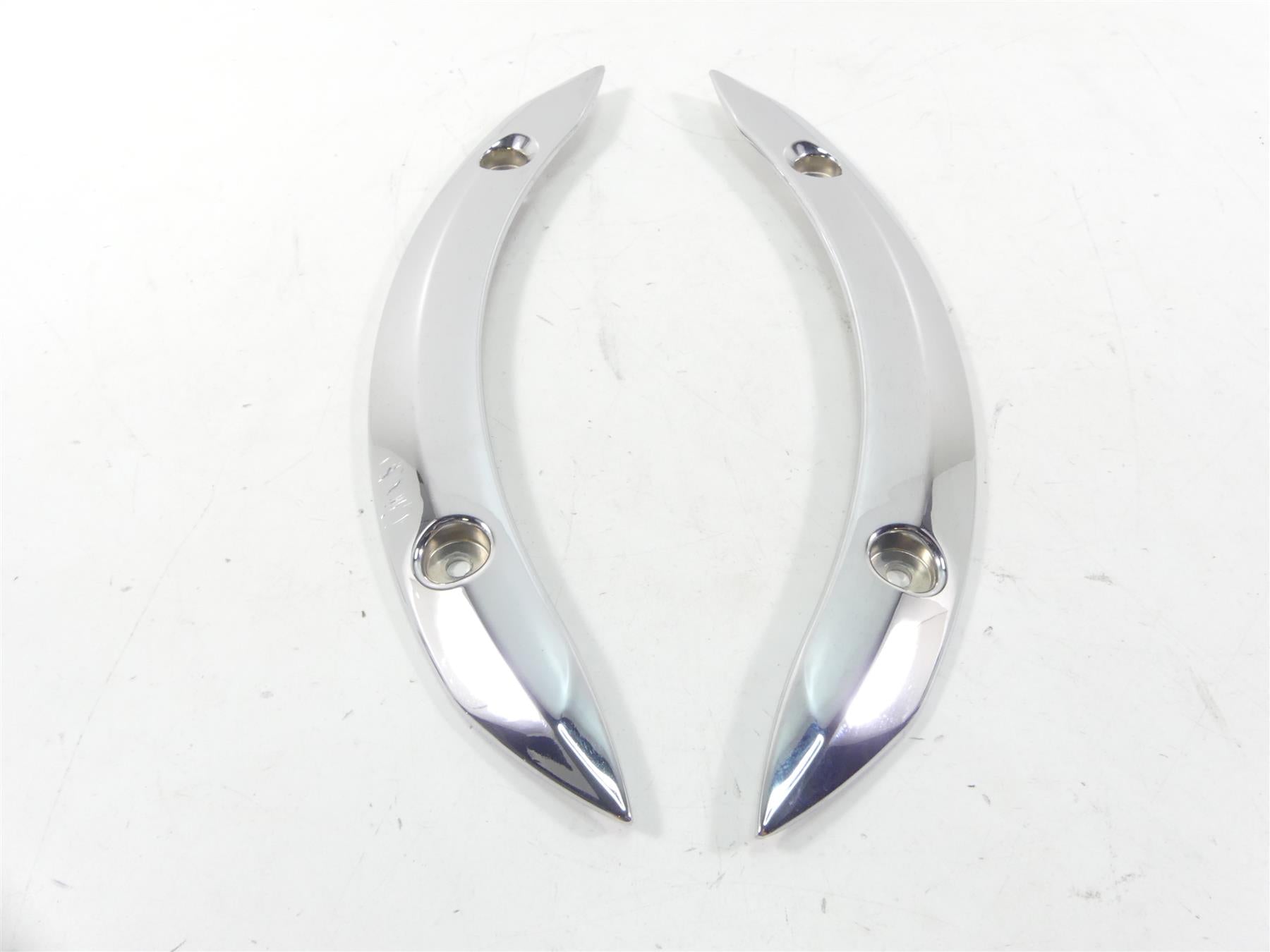 2016 Indian Chief Dark Horse Rear Fender Chrome Struts 5138454 5138453 {{ shop.shopifyCountryName }} - Mototech271