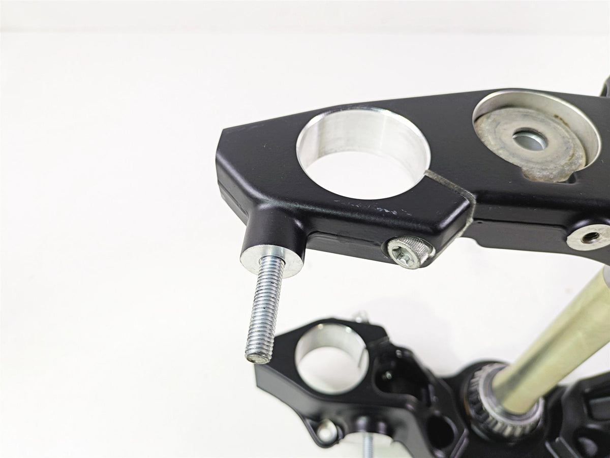 2017 Indian Chieftain Limited Upper Lower Triple Tree Clamp Set 1824691 1824716 {{ shop.shopifyCountryName }} - Mototech271