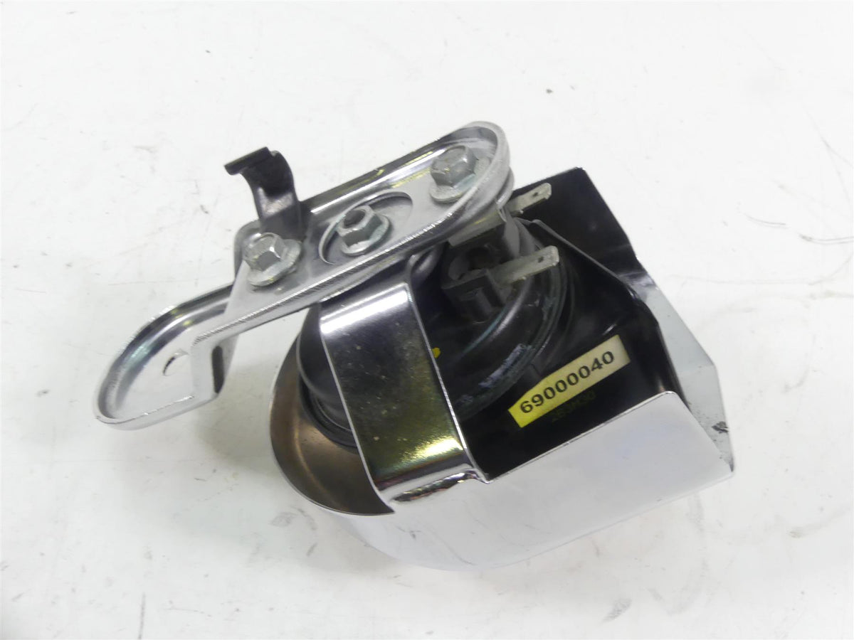 2014 Harley Touring FLHX Street Glide Horn & Chrome Cover 61300478 {{ shop.shopifyCountryName }} - Mototech271