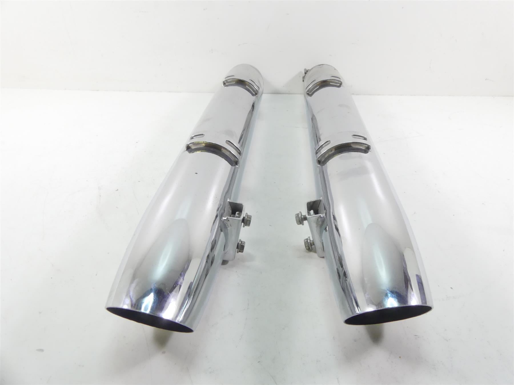 2016 Indian Chieftain Dark Horse Exhaust Muffler Silencer Set 1262384 1262383 {{ shop.shopifyCountryName }} - Mototech271