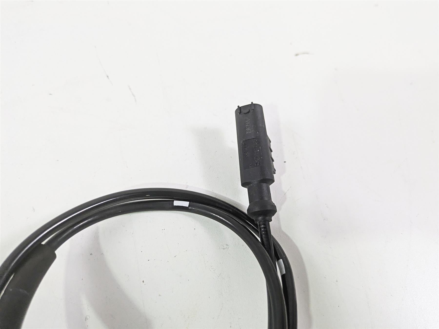 2020 Kawasaki ZX6R ZX636 Ninja Front Abs Brake Wheel Speed Sensor 21176-0737 {{ shop.shopifyCountryName }} - Mototech271