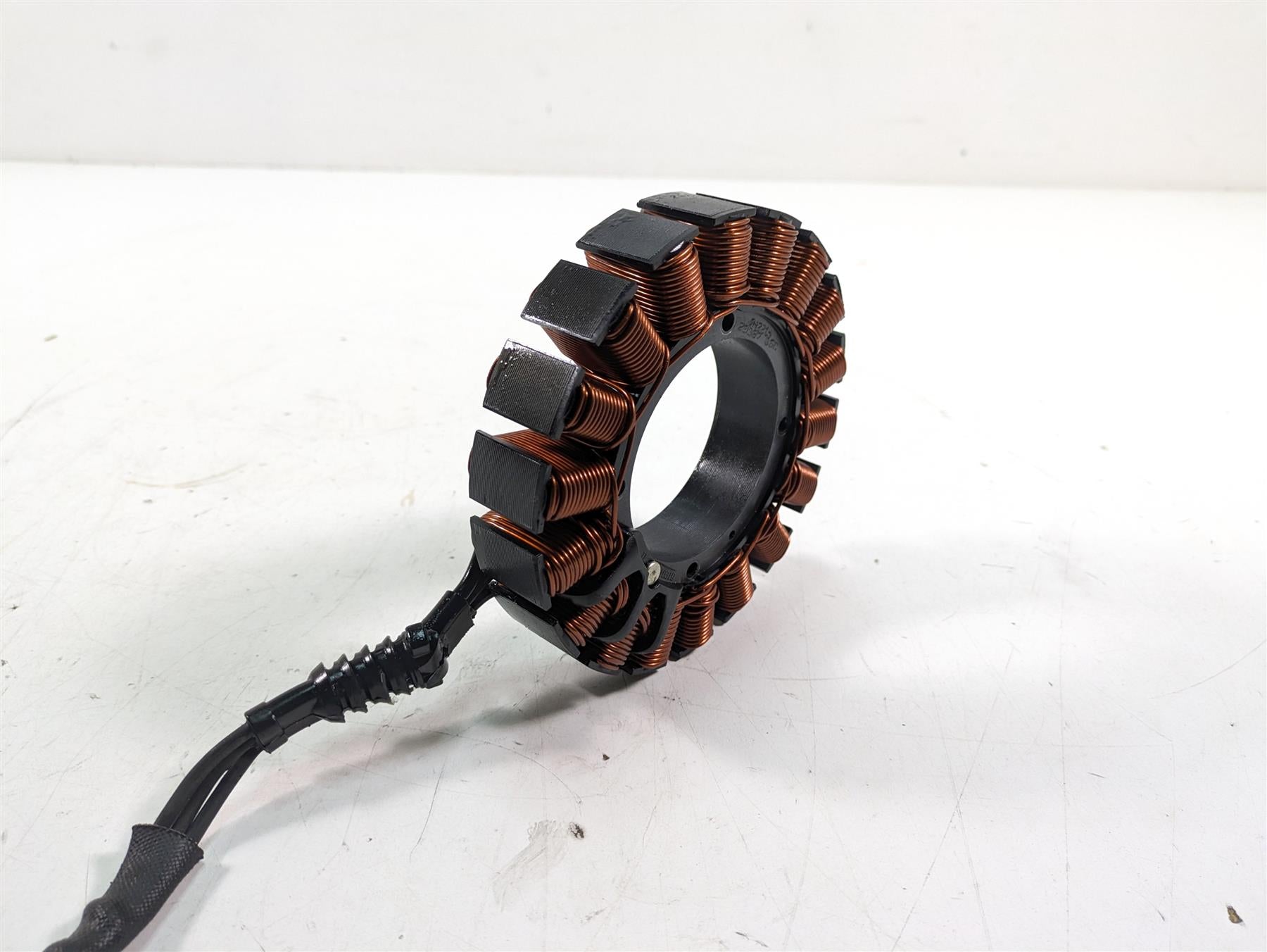 2014 Harley Touring FLHTK Electra Glide Alternator Generator Stator 29987-06D {{ shop.shopifyCountryName }} - Mototech271