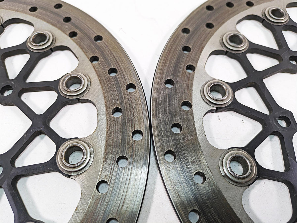 2022 Suzuki GSXR 750 Front Brake Disc Rotor Set 59210-37H01 {{ shop.shopifyCountryName }} - Mototech271