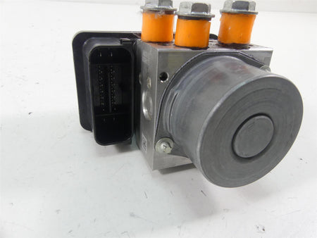 2021 Harley Softail FLSB Sport Glide Abs Brake Pump Pressure Module 41100044C {{ shop.shopifyCountryName }} - Mototech271