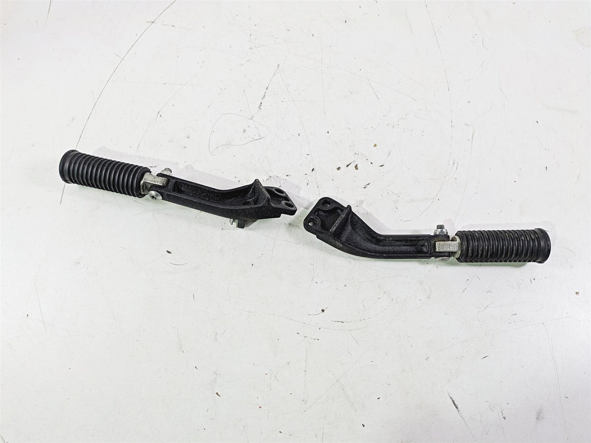 2015 Harley FXDL Dyna Low Rider Passenger Footpeg Foot Pegs 49224-06 49230-06 {{ shop.shopifyCountryName }} - Mototech271