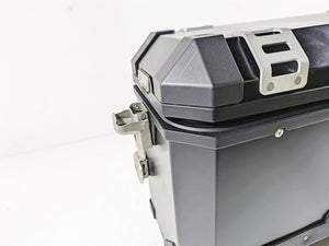 2016 Moto Guzzi Stelvio 1200 8V NTX Right Side Saddlebags - Read 886929