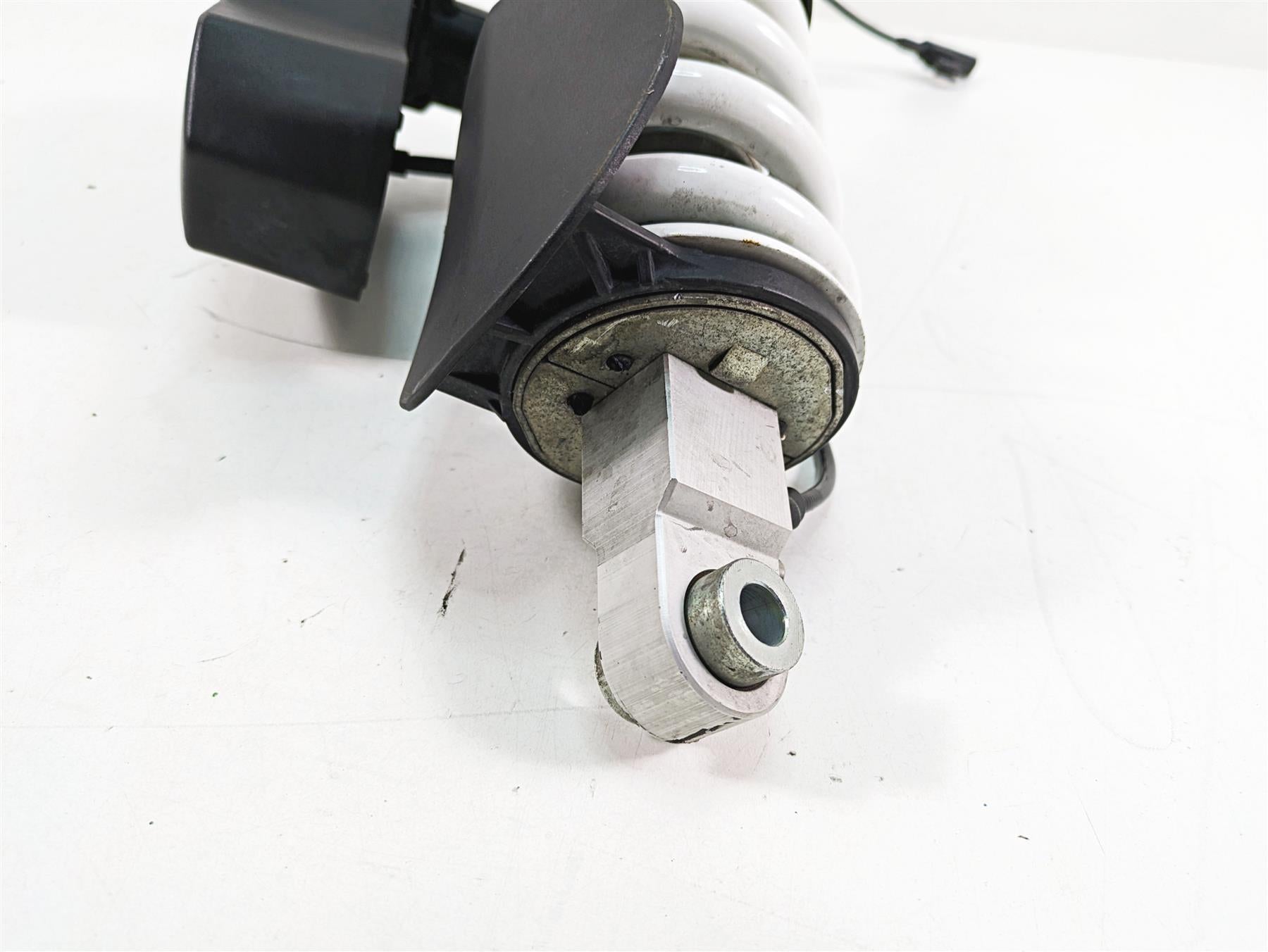 2016 BMW R1200R K53 Straight Rear Esa Suspension Shock Damper 33548557149 {{ shop.shopifyCountryName }} - Mototech271