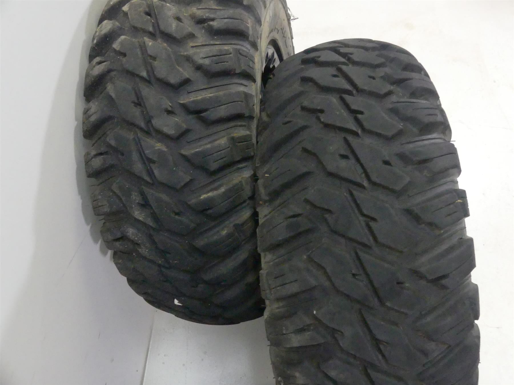 STI HD5 Beadlock Wheel 14x7 + Gbc Kanati Mongrel 28x10-R14 Tire Set 14HB523 {{ shop.shopifyCountryName }} - Mototech271
