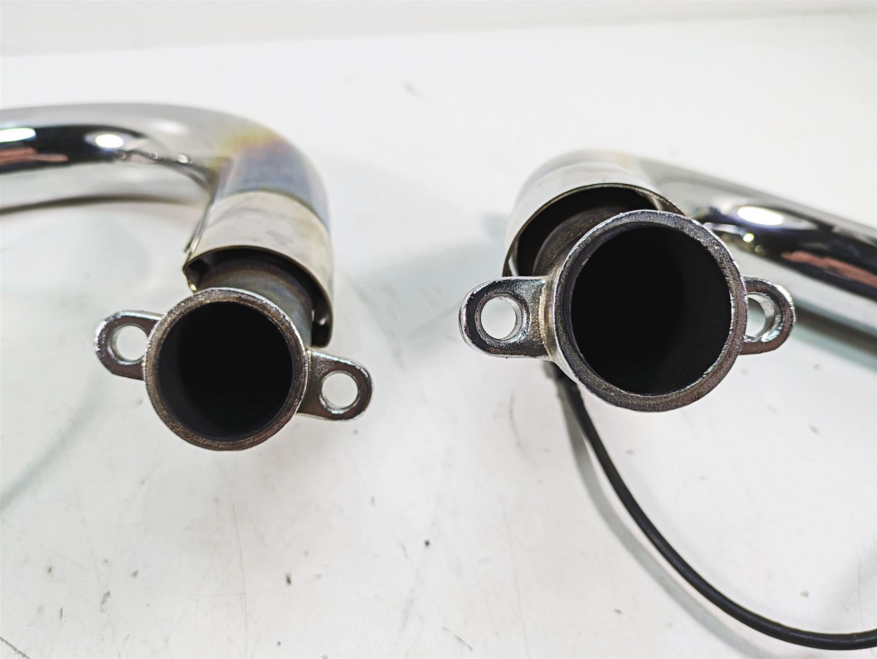 2011 Triumph America Exhaust Header Manifold Pipe Set T2203000 T2203001 {{ shop.shopifyCountryName }} - Mototech271