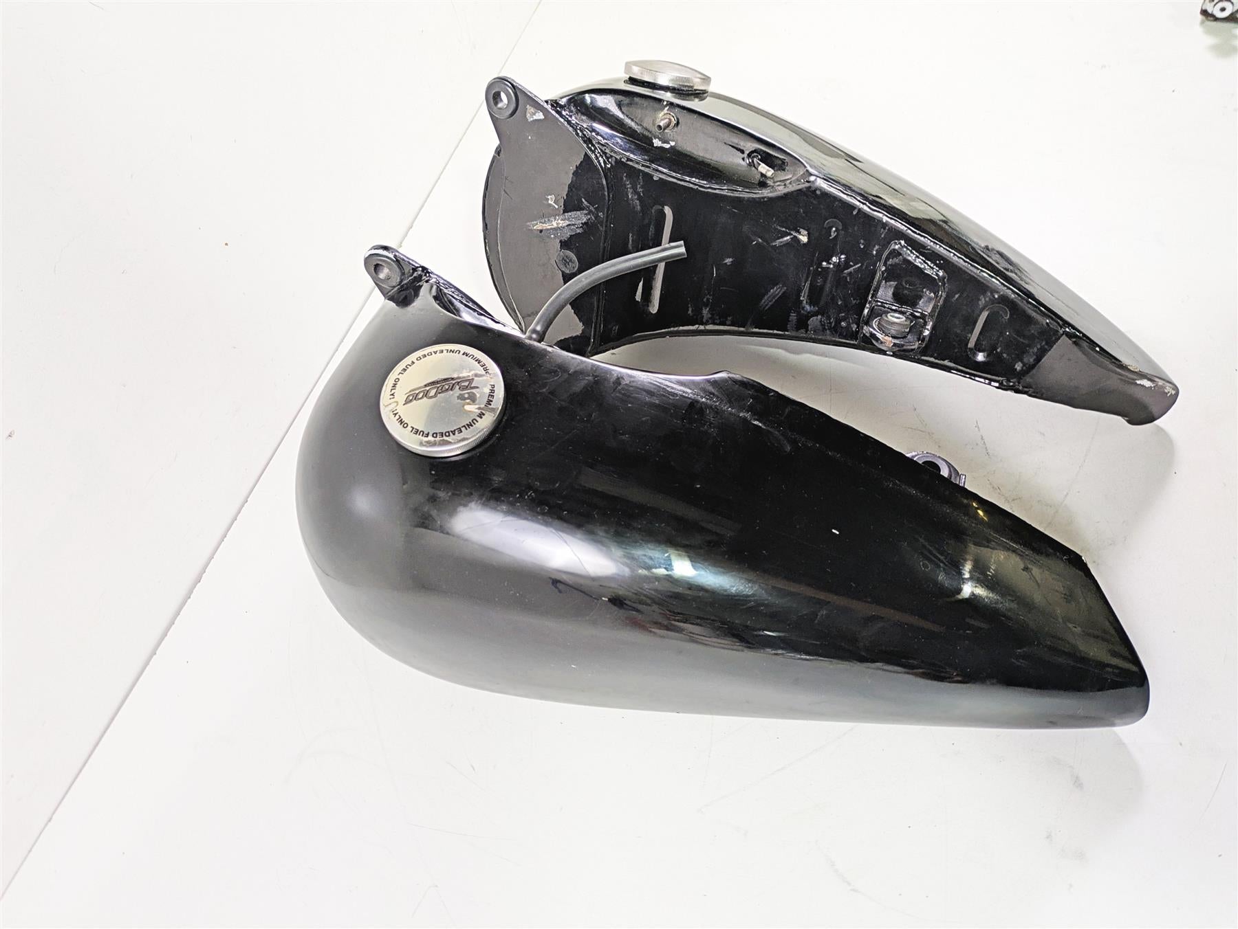 2002 Big Dog Pitbull Clean Left & Right Fuel Gas Petrol Split Tank {{ shop.shopifyCountryName }} - Mototech271