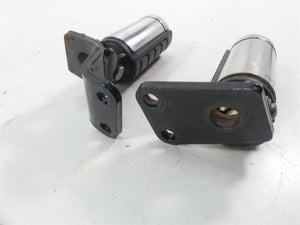 2003 Honda VTX1800 C Rear Passenger Footpeg Set 50680-MCH-000 50685-MCH-000
