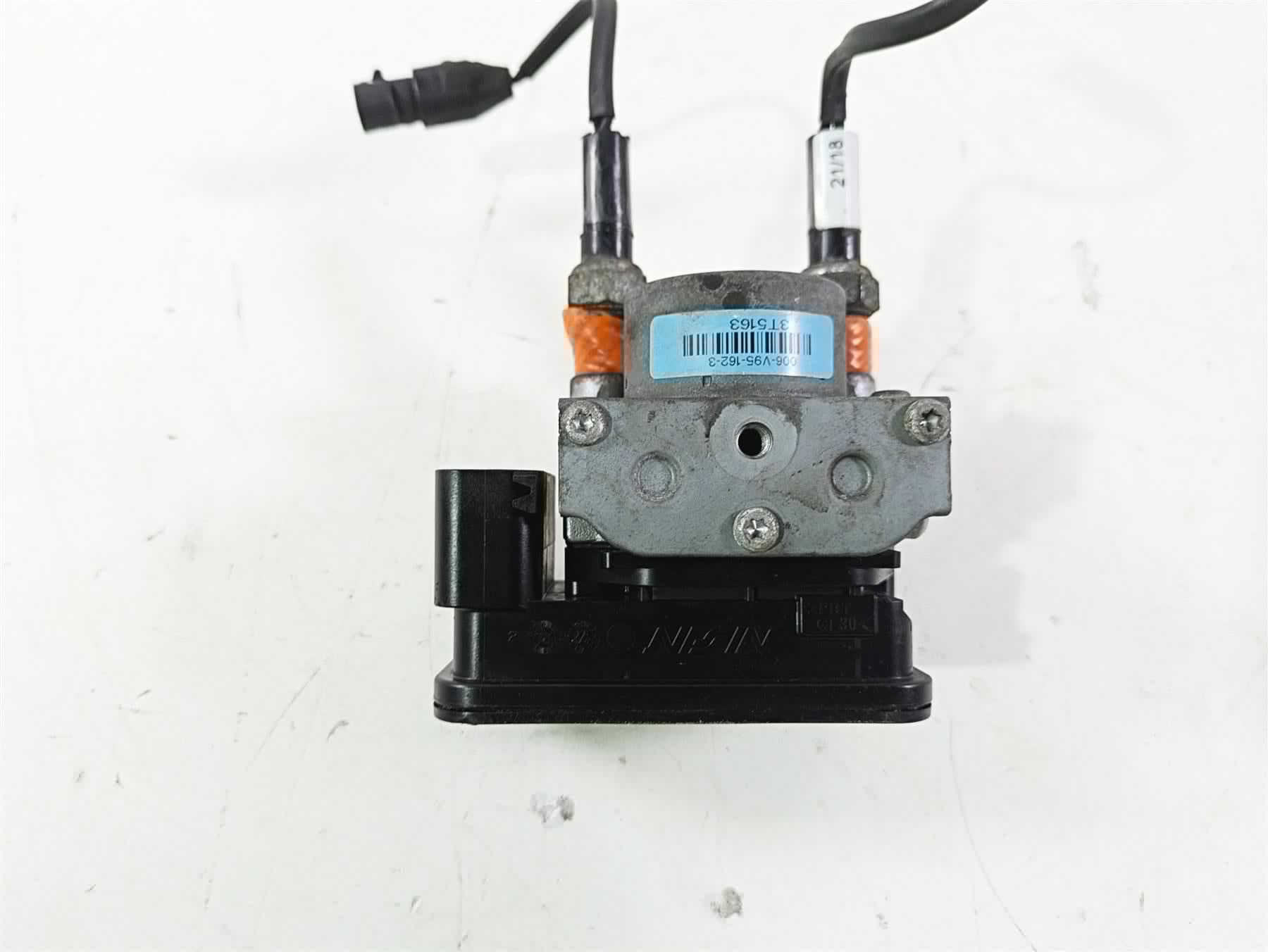 2018 Indian Chieftain Limited Abs Brake Pump Unit Module 2204981 {{ shop.shopifyCountryName }} - Mototech271