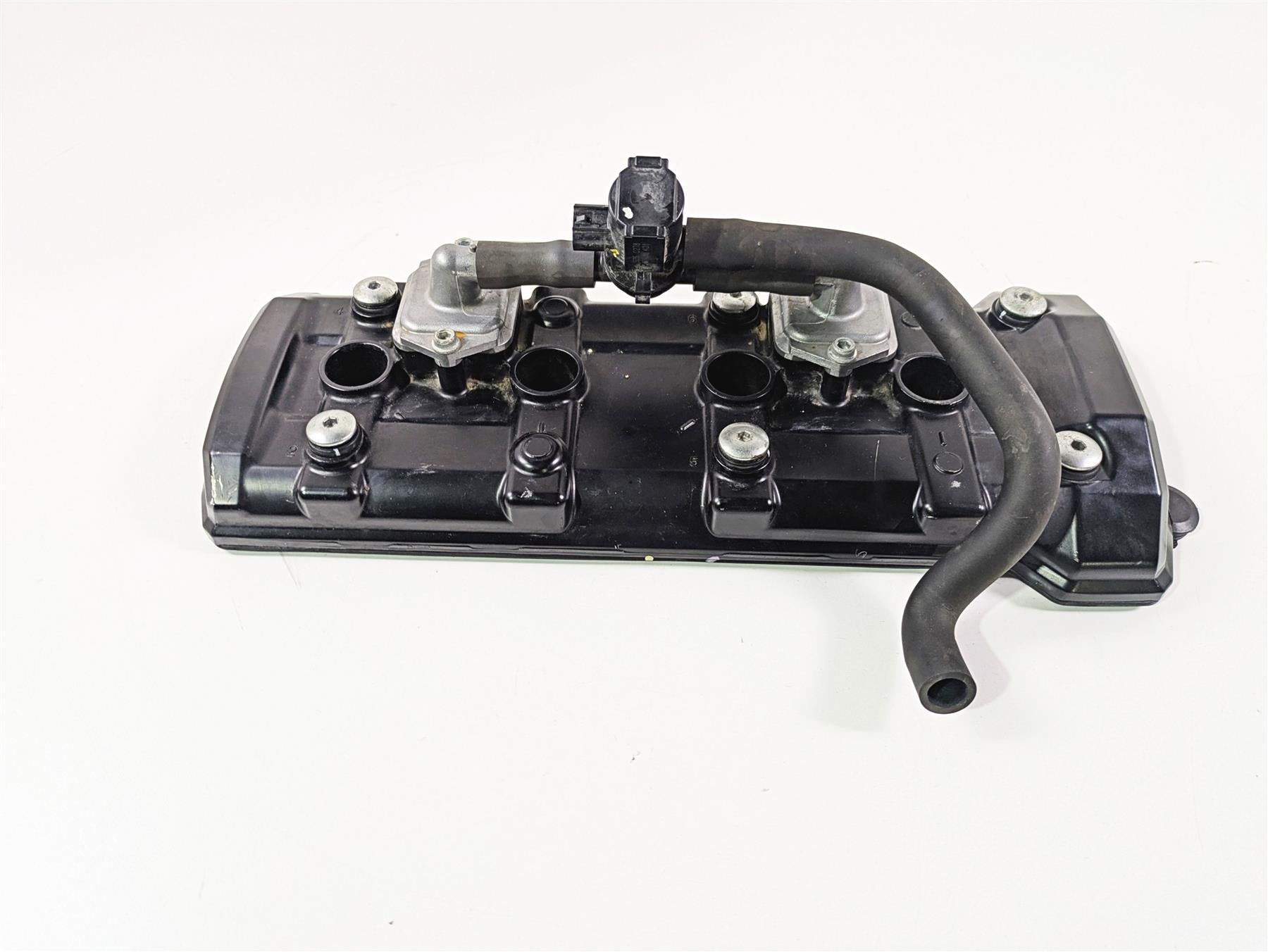 2020 Kawasaki Z900 ZR900 Cylinder Head Top Valve Cover 14093-0521 {{ shop.shopifyCountryName }} - Mototech271